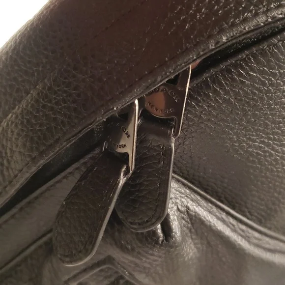 Coach Black Leather Men's Sling Bag - Picture 8 of 14